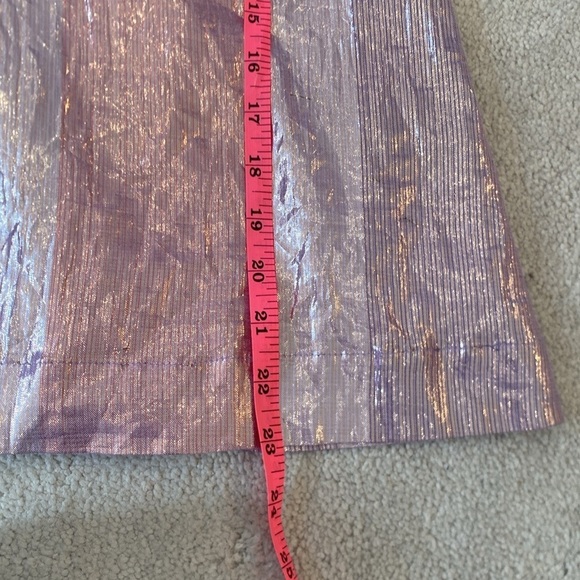 Velveteen girls pink shimmer dress size 6
Year old - Picture 5 of 6